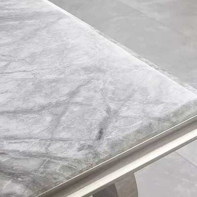 यूरोपीय शैली रॉयल लक्जरी लकड़ी का भोजन टेबल तुर्की रॉयल शैली धातु लक्जरी भोजन टेबल और कुर्सियाँ सेट 6 सीटर फर्निचर 8 सीटर कुर्सियाँ होम फर्नीचर भोजन कक्ष बड़ा क्लासिक लकड़ी का भोजन टेबल